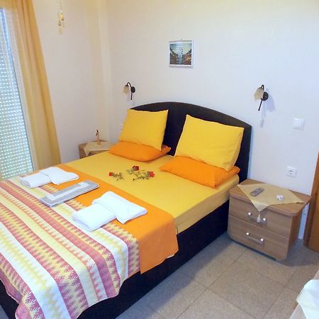 Sithonia Nikos Apartments מראה חיצוני תמונה