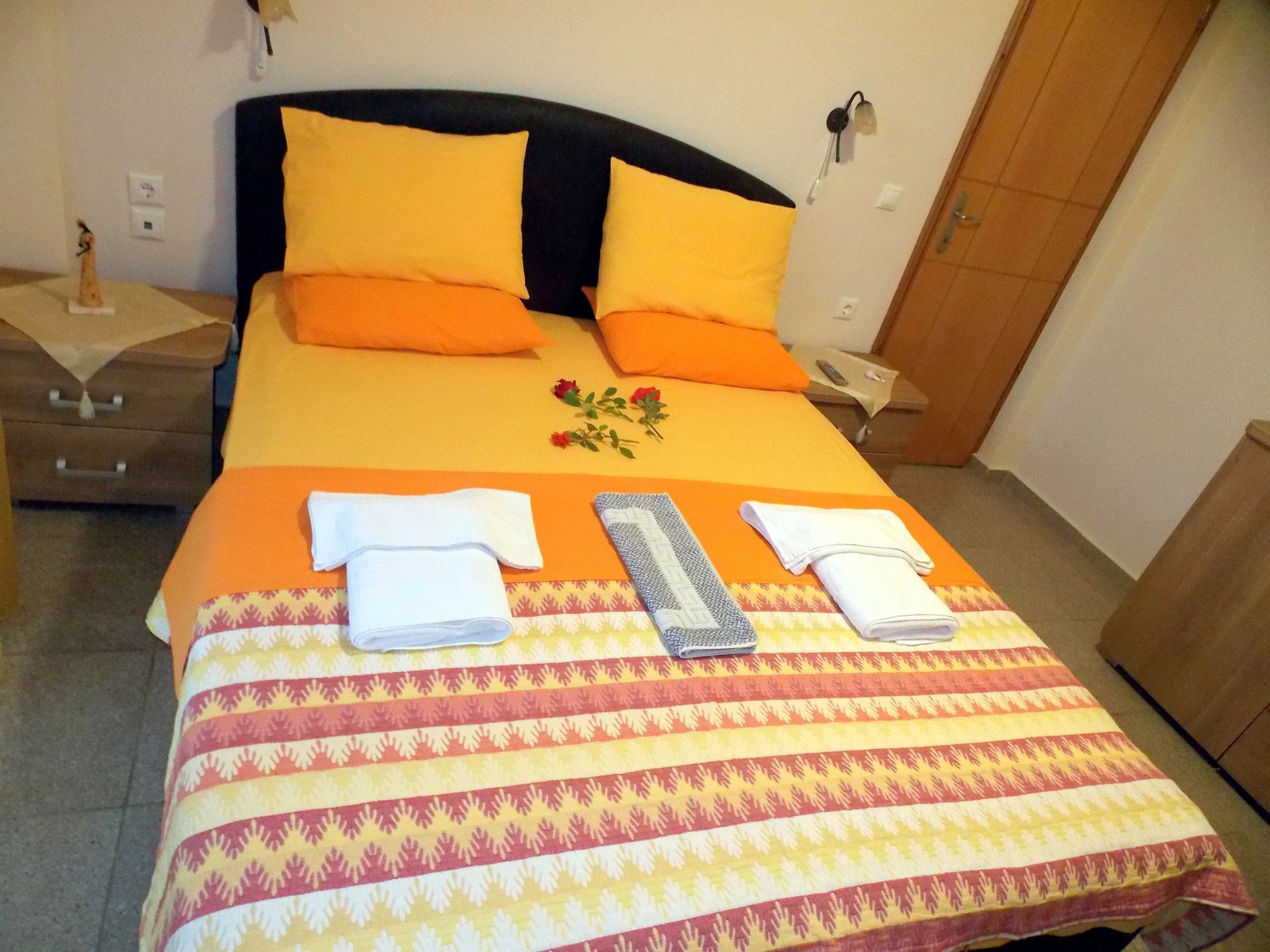 Sithonia Nikos Apartments מראה חיצוני תמונה